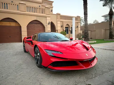 FERRARİ SF90 STRADALE