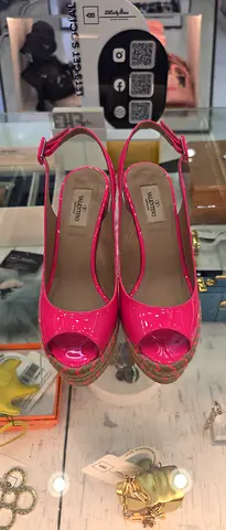 Pink Valentino slingback peep-toe heels - size unknown, gently used