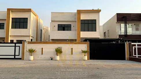 Villa for sale in Ajman | Al Helio 2 area | 3 bedrooms, majlis, hall and maid's room | Freehold own