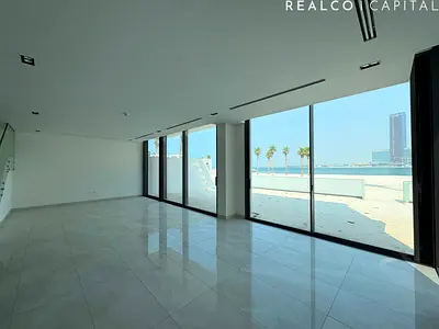 4-Bedroom Beachfront Villa in Danah Bay | Al Marjan Island