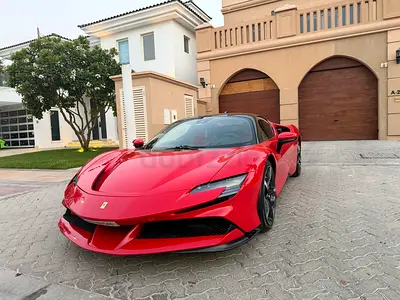 FERRARİ SF90 STRADALE