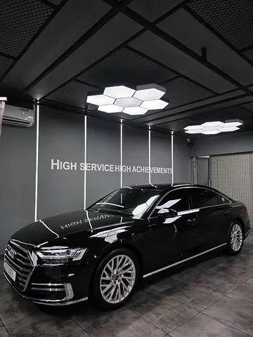 صورة 1 لـ 2021 AUDI A8