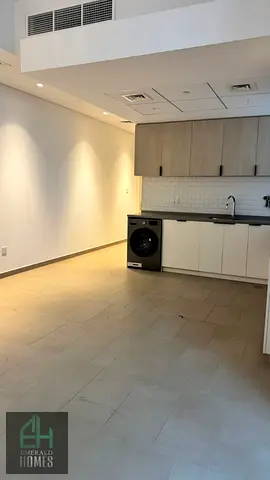 HOT DEAL 1, | BRIGHT & SPACIOUS 1 | 2 BATHROOMS | COMMUNITY VIEW | VACANT & READY TO MOVE IN | PRIM