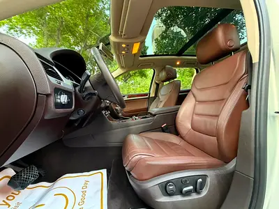 2016 Volkswagen TOUAREG 照片 16