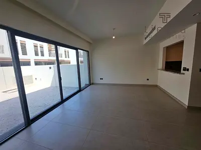 1 Cheque | Near to Park & Pool | Prime Location