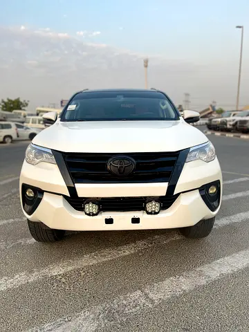 صورة 3 لـ 2018 Toyota FORTUNER