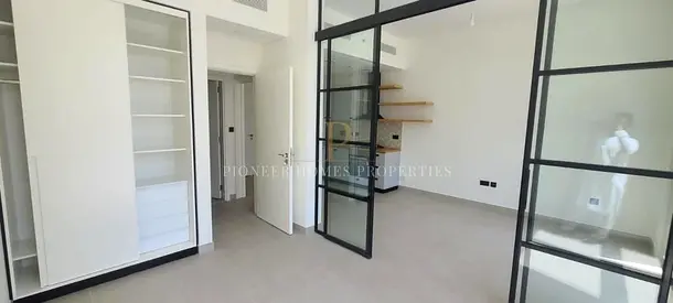 1 BR| BIG LAYOUT| WITH BALCONY| VACANT| HOT DEAL|