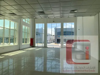 للإيجار معارض منطقة الصناعية 18 ( ارض المستودعات )