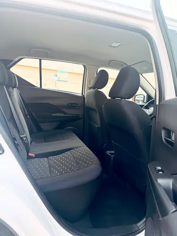 2024 Nissan KICKS 照片 11