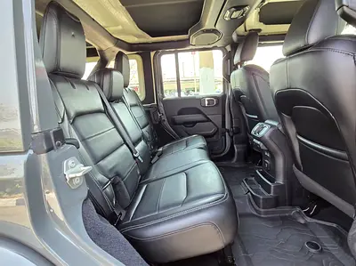 Jeep Wrangler Unlimited Sahara, миниатюра 12