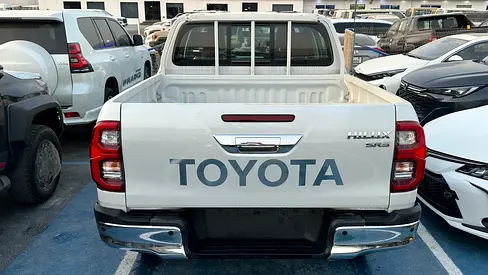 2026 Toyota HILUX — миниатюра 4