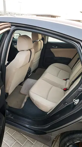 صورة 10 لـ 2016 Honda CIVIC