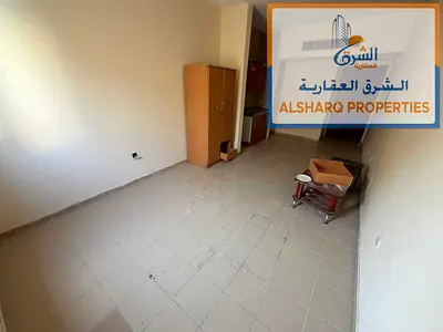 استديو واسع للإيجار السنوي في النعيمية 2 بـ17 ألف فقط!