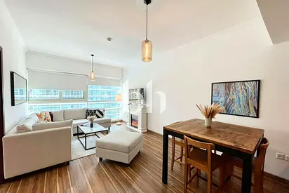Upgraded | Mid Floor | Community View