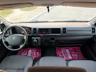 2018 Toyota HIACE photo 9
