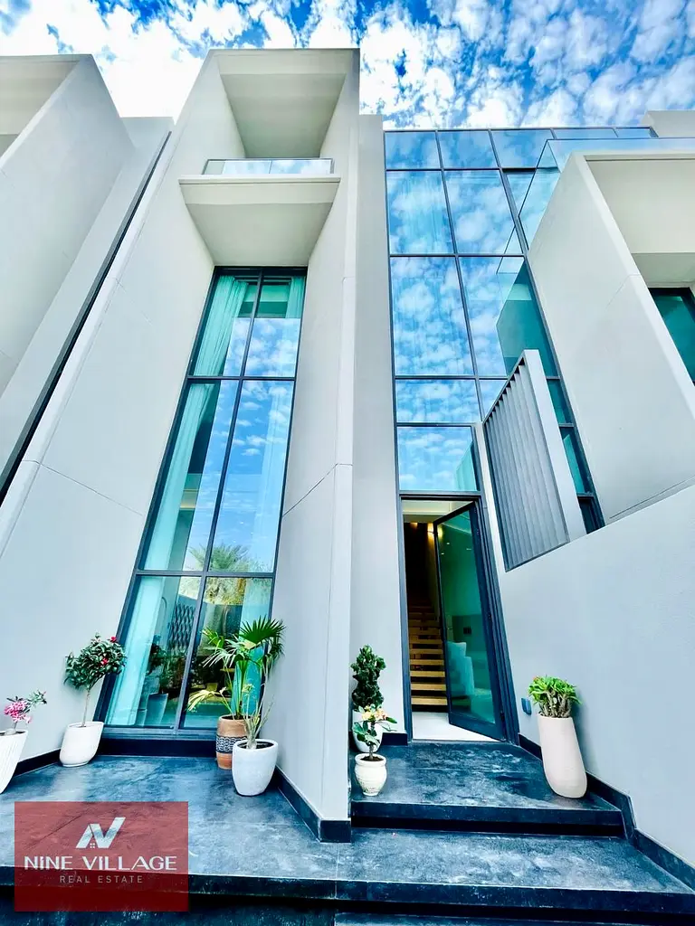 Luxury Living | 3 Bedroom + Maids | G+2