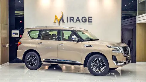 NISSAN - PATROL - LE PLATINUM - V 8 CYLINDERS - 2023 MODEL - GCC SPECS - 69,000KM - GOLD COLOR