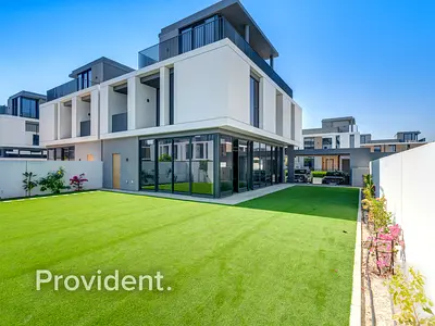 Vastu | Big Plot | Multiple Options