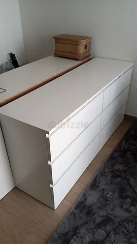 IKEA MALM 6-drawer dresser - white, good condition