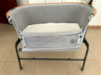 Maxi-Cosi baby crib