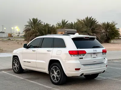 2021 JEEP GRAND CHEROKEE — миниатюра 12