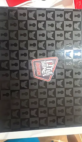 TLT limited edition one piece box 271/500pc worldwide funko