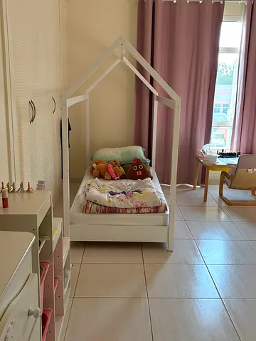 White House Frame Single Kids Bed with Mattress and Bedding