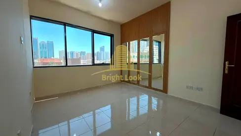 Spacious 3BHK Apartment for Rent – Al Falah Street