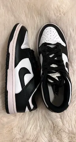 Nike Dunk Low Panda Sneakers