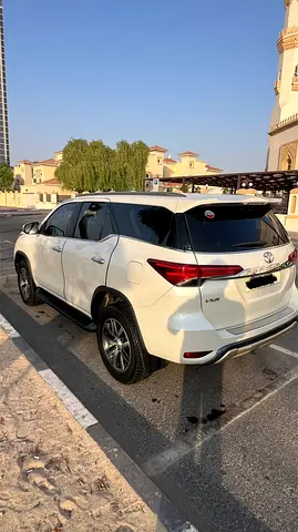 2016 Toyota FORTUNER 照片 7