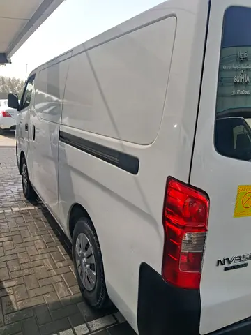 صورة 10 لـ 2022 Nissan URVAN