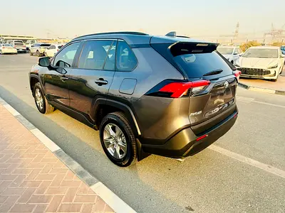 2025 Toyota RAV 4 XLE — zdjęcie 17