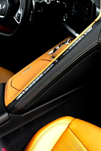 2024 Chevrolet Corvette Stingray 2LT — zdjęcie 13
