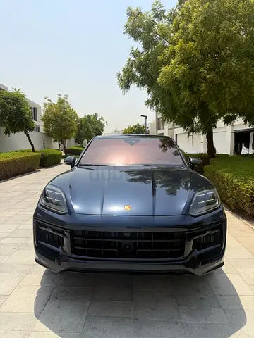 Porsche Cayenne GTS 2024