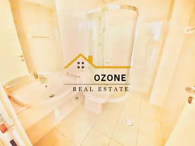 12Cheque payment | No Deposit | one Car parking | Unique layout | 64k