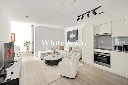 VOT | Furnished unit | Upgraded | Modern