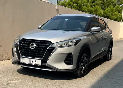 2022 Nissan KICKS 照片 2