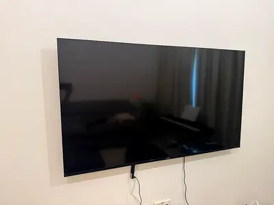 65” TV + Brand New MOUNTUP Wall Mount – AED 600  Selling a 65-inch TV in very good condition togethe