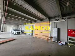 NEAR SZR//4200 SQFT ROADFACING SHOWROOM WAREHOUSE AVAILABLE FOR RENT IN NEAR SHEIKH ZAYED ROAD