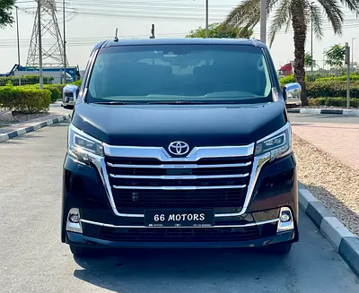 2023 Toyota GRANVIA — фото 3