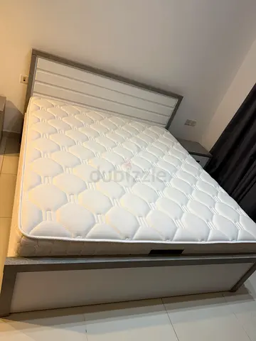 King size bed set