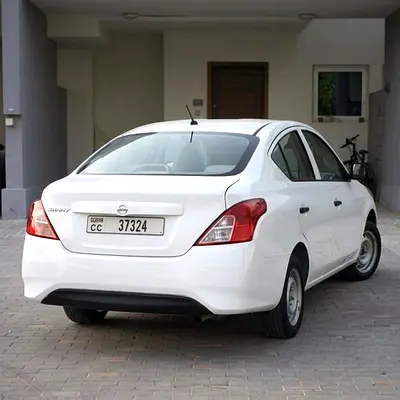 2019 Nissan SUNNY 照片 2
