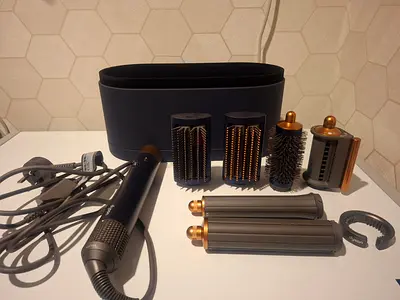 Dyson air wrap set with attachments