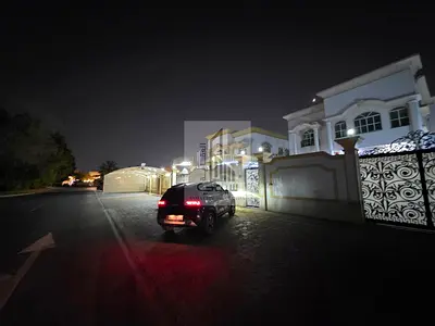 🔥 فيلا مودرن  للبيع 🔥  تملك حر لكل الجنسيات مع حق التوريث مدى الحياة! 🏡