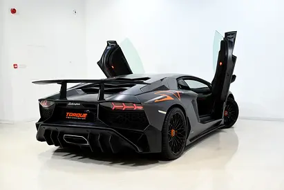 2015 Lamborghini AVENTADOR — миниатюра 5