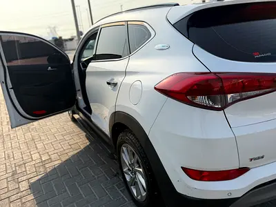 صورة 7 لـ 2017 Hyundai TUCSON
