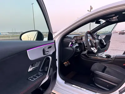 Mercedes-Benz A-Class A 35 AMG, миниатюра 4