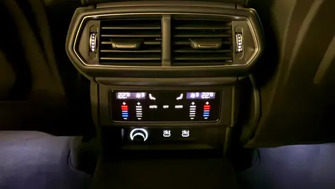 صورة مصغرة 16 لـ 2026 Lamborghini URUS