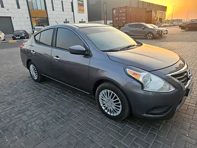 2019 Nissan VERSA 照片 3