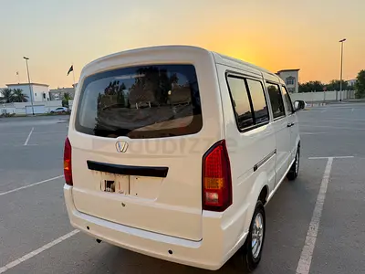 Victory V2 Passenger Van, миниатюра 8